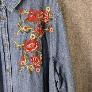 Women's Plus Size 30W Denim Embroidered Shirt 58" Chest